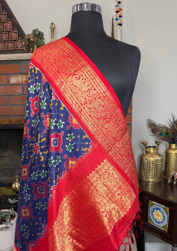 Dark Purple Red Pallu Border Dupatta
